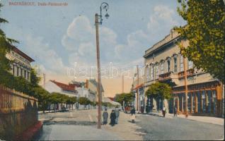 Nagykároly Deák square