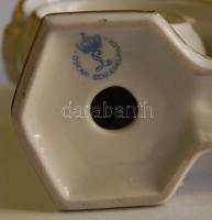 Szolidan aranyozott osztrák Oscar Schlegelmilch jelzett porcelán 2 ágú gyertyatartó /
Austrian porce...