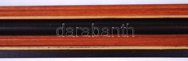 Modern hibátlan fakeret, belső: 45×68 cm, külső: 55×78 cm