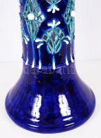 Morvay Zsuzsa (1946-): Áttört posztamens, mázas kerámia, jelzés nélkül kiállítási darab, hibátlan, m...