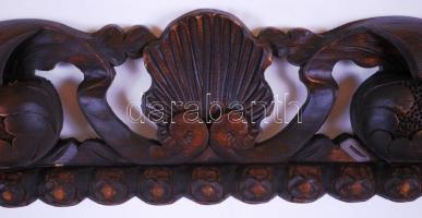 Egyedi készítésű dekoratív faragott fa keret, hibátlan állapotban, belső: 40×50 cm, teljes méret: 61...