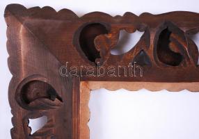 Egyedi készítésű dekoratív faragott fa keret, hibátlan állapotban, belső: 40×50 cm, teljes méret: 61...