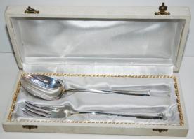 Ezüstözött alpakka gyermek étkészlet, díszdobozban, jó állapotban, jelzett