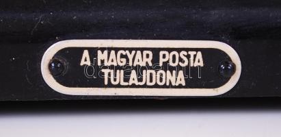cca 1950 Bakelit tárcsás telefon "A Magyar Posta tulajdona" felirattal / 
Vintage telephon...