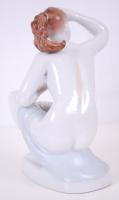 Aquincum, napba néző akt, kézzel festett, jelzett  /Handpainted Aquincum chinaware nude figure 20 cm