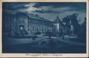 Hévíz gyógyfürdő éjjel, Rákóczi és György ház (b)