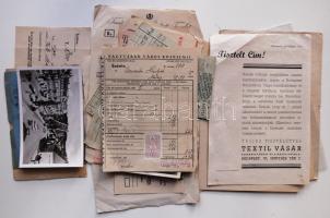 cca 1930 Vegyes okmány- és nyomtatványtétel: nyugták, tértivevények, számlák, reklámok, hirdetések, ...