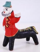 Varázslófigura műanyagból és egy festett agyagszatír, cca 15cm