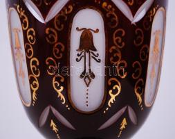 Nagy üveg kehely, kézzel festett, többrétegű, hámozott, csiszolt, peremén 4 mm-es csorba, m:24 cm