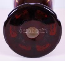 Nagy üveg kehely, kézzel festett, többrétegű, hámozott, csiszolt, peremén 4 mm-es csorba, m:24 cm