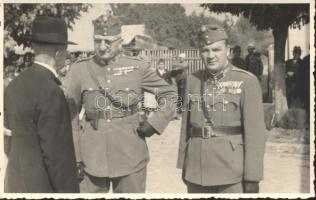 Magyar gyalogos tisztek photo / Hungarian officers, WWII era, photo