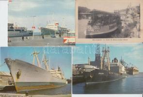 50 db főleg modern hajós motívumlap, négy régivel / 50 pieces mainly modern ship motive postcards (only 4 old postcards)