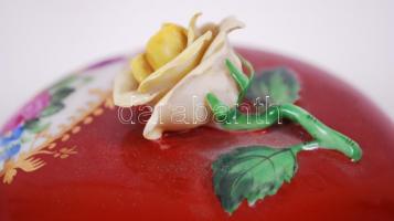 Herendi nagy bonbonier, kézzel festett, jelzett, apró hiba a rózsákon, m:15 cm, d:17 cm