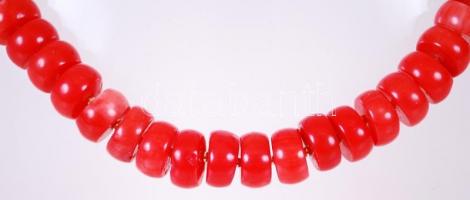 Nemeskorall nyaklánc ezüst (Ag) szerelékkel / 
Red coral necklace with silver accessories, 43cm