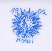 Porcelán szelence réz berakással, erotikus jelenettel, matricás, jelzett, hibátlan, m:4,5 cm, 8×5 cm