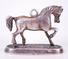 1872-1922 Ezüst (Ag) lovacska 750/1000 bécsi tisztaságjelzéssel /  Silver horse figure with 750 fineness Viennese hallmark, 3,5x3cm, 12,6gr