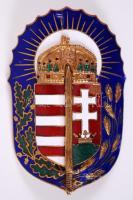 ~1921. "Vitézi Rend jelvény" hátulján karcolt számmal T:2 kis zománchiány Hungary ~1921. "The Hungarian Vitéz Order" enamelled badge with etched number on back C:XF small enamel missing