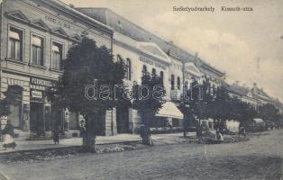 Székelyudvarhely Kossuth street, the shop of Fermengel, Transylvanian wine warehouse, Hotel Budapest (EK)