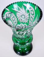 Nagy kristály urán-zöld váza, többrétegű, csiszolt, metszett, hámozott, hibátlan, m:30 cm, d:20 cm