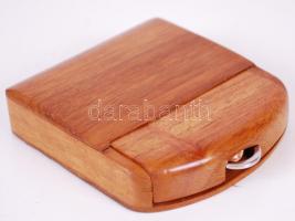 cca 1930 Juvenia zsebóra különleges, vékony szerkezettel, jelzett fa tokban. Jól jár / 
Extra thin S...