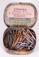 Egy doboznyi Genuine Edison Bell gramofontű a magyar forgalmazó reklámkártyájával / 
A box of Genuin...