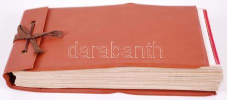 Magyar cigarettásdobozok gyűjteménye albumban