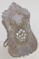 Gazdagon díszített fém tartó, 12×9 cm,