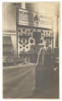 cca 1920 Bp. V. Irányi út Riedler Ottó gyorsforraló kereskedő üzlet fotó 8x13 cm