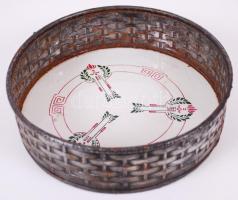 Cca 1910 porcelán-fém kínáló, d:18 cm, m:5 cm