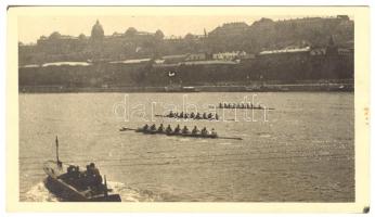 cca 1930 Evezősök a Dunán 4 db fotó 14x8 cm