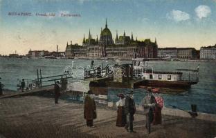 Budapest V. Parlament, kikötő a Lánchíd gőzössel (Rb)