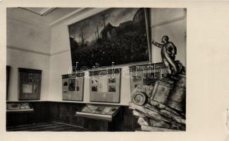 Budapest V. a Szovjetunió Pártjának Története Múzeum, hetedik terem, a Nagy Októberi Szocialista Forradalom előkészítése és véghezvitele (EK)