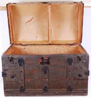 cca 1916 Eredeti katonaláda teljesen ép, kulccsal, egyik bőrszíj szakadt /
cca 1916 Original k.u.k. ...