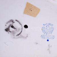 Aquincumi kisfiú és nyuszi, kézzel festett, jelzett, hibátlan, m:14 cm, h:9 cm