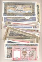 100db vegyes világpénz, főleg UNC-os bankjegyek! 100pcs of mixed paper money mostly with UNC ones!