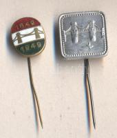 2db Lánchíd jelvény, egyik 1949-ből zománcozott, másik Alu T:2