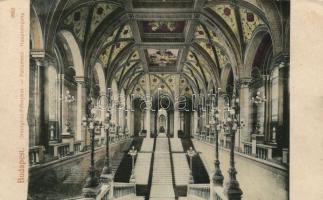 Budapest V. Parlament, főbejárat