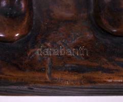 Olvashatatlan jelzéssel: Majszoló. Bronz, m:30 cm, s:2,6 kg