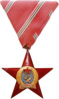 1949. "A Magyar Népköztársasági Érdemérem arany fokozata" zománcozott aranyozott bronz kitüntetés mellszalaggal T:1 Hungary 1949. "Medal of Merit of the Hungarian Peoples Republic Gold class" enamelled gilt Br decoration on ribbon C:UNC