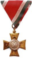 1923. "II. osztályú Legénységi Szolgálati Jel" kitüntetés zöld-fehér-piros mellszalagon T:2,2- Hungary 1923. "Military Service Medal 2nd class" decoration on ribbon C:XF,VF