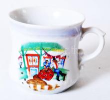 Zsolnay bögre, népies jelenettel, jelzettek, hibátlanok, matricás, m:9 cm, d:9 cm