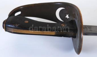 1910 1890-es mintájú török legénységi kard. Pengetőben arab nyelvű beütés "Karl Eichhorn Rossba...