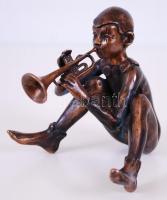 Kutas László (1936-): Trombitáló bohóc. Bronz, jelzett 19/100, m:11 cm, h:11 cm, s:0,8 kg