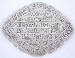 XVIII. század. Ezüst amulett három óvó angyal nevével / XVIIIth century Silver amulet with names of the 3 guardian angels 8x6,5 cm