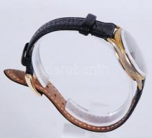 Titus acél tokos, 17 köves karóra, bőr szíjjal, működik, számlap alul sérült