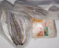 0,78 kg vegyes ragjegy kivágáson, főként ajánlottak, zacskókban