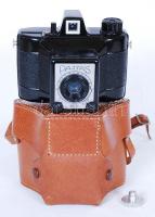Pajtás fényképezőgép bőr tokjában /  Pajtás photo camera with leather case