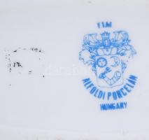 Matricás díszítésű, jelzett Alföldi porcelán pálinkás készlet: egy kulacs és 6db kupica / 
Porcelain...