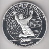 Uganda 2006. 2000Sh Ag "A labdarúgás halhatatlanjainak csarnoka - Németország 1980-as évek" T:PP Uganda 2006. 2000 Shilling Ag "Hall of Fame of football - Germany 1980s" C:PP