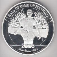 Uganda 2006. 2000Sh Ag "A labdarúgás halhatatlanjainak csarnoka - Szovjetunió 1970-es évek" T:PP Uganda 2006. 2000 Shilling Ag "Hall of Fame of football - Soviet Union 1970s" C:PP